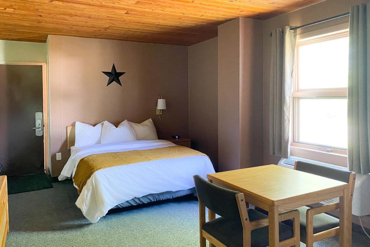 The Benson Motel - Benson, Mn - Us-12 Hwy المظهر الخارجي الصورة